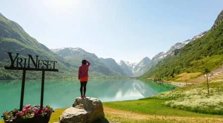 Walking mountain hill lake valley mountain range 770175 pxhere com 1